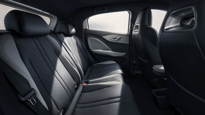 BYD Dolphin Surf 65kW Active 30kWh 5dr Auto Electric Hatchback